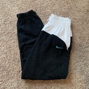 Nike Joggers